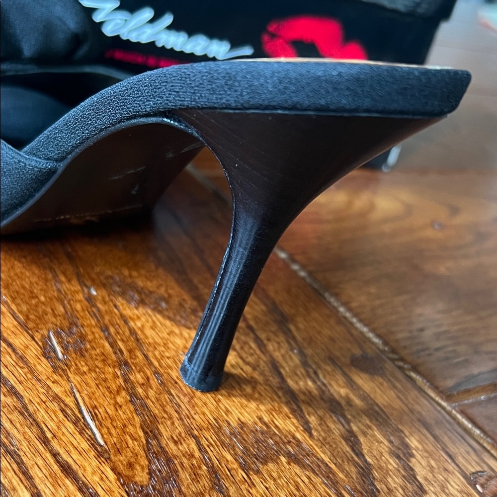 Beverly Feldman Black Heels with Floral Accent - Picture 3 of 5